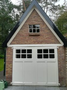 Schilderwerk buiten - garagedeur